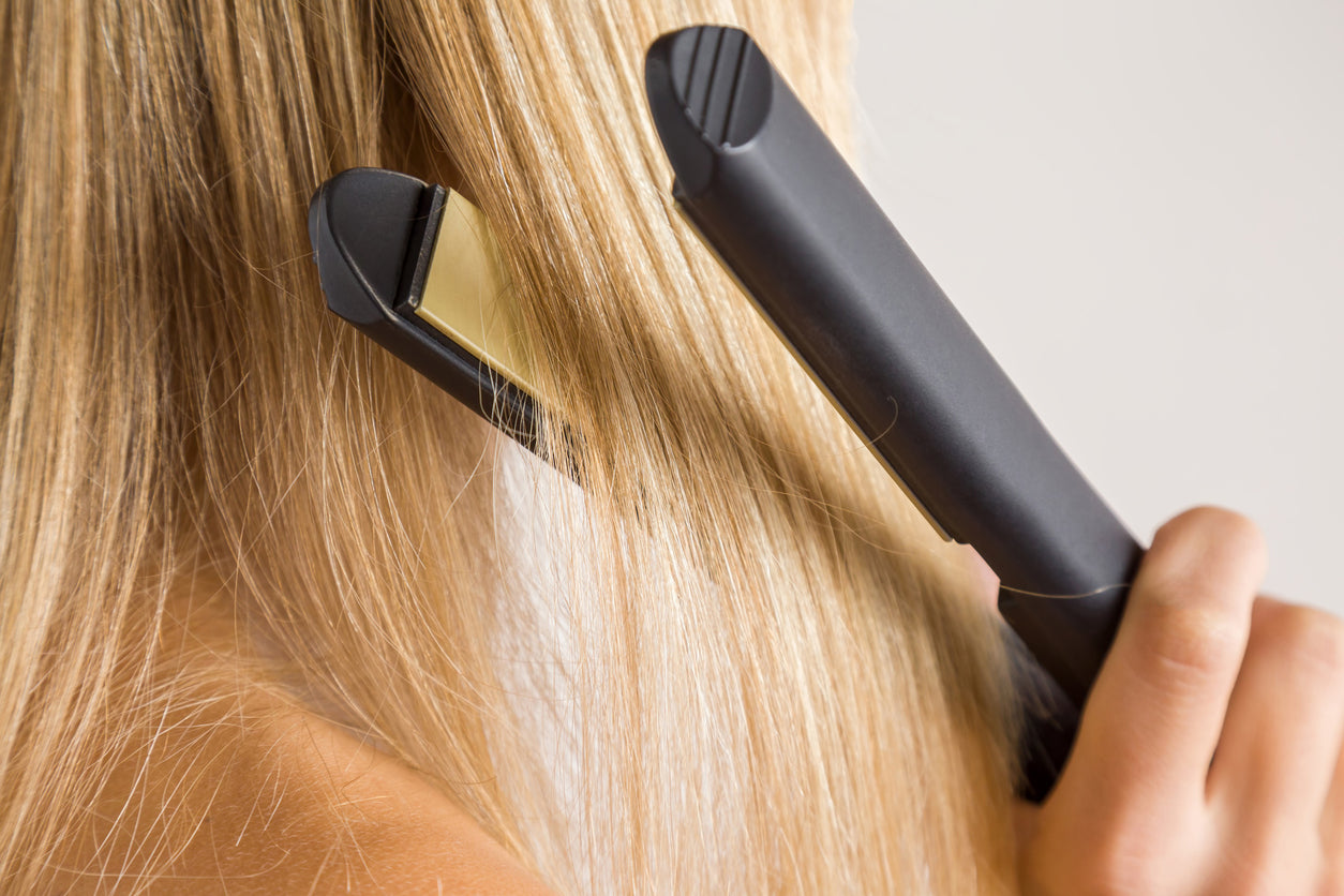 Best Tips & Styles for Air-Dried Hair FEATURED IMAGE