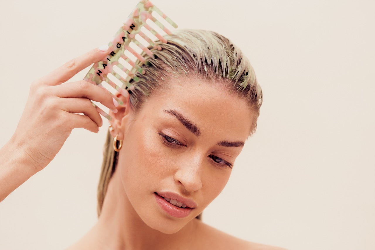The Benefits Of Scalp Exfoliation And Scalp Massage - Featured Image