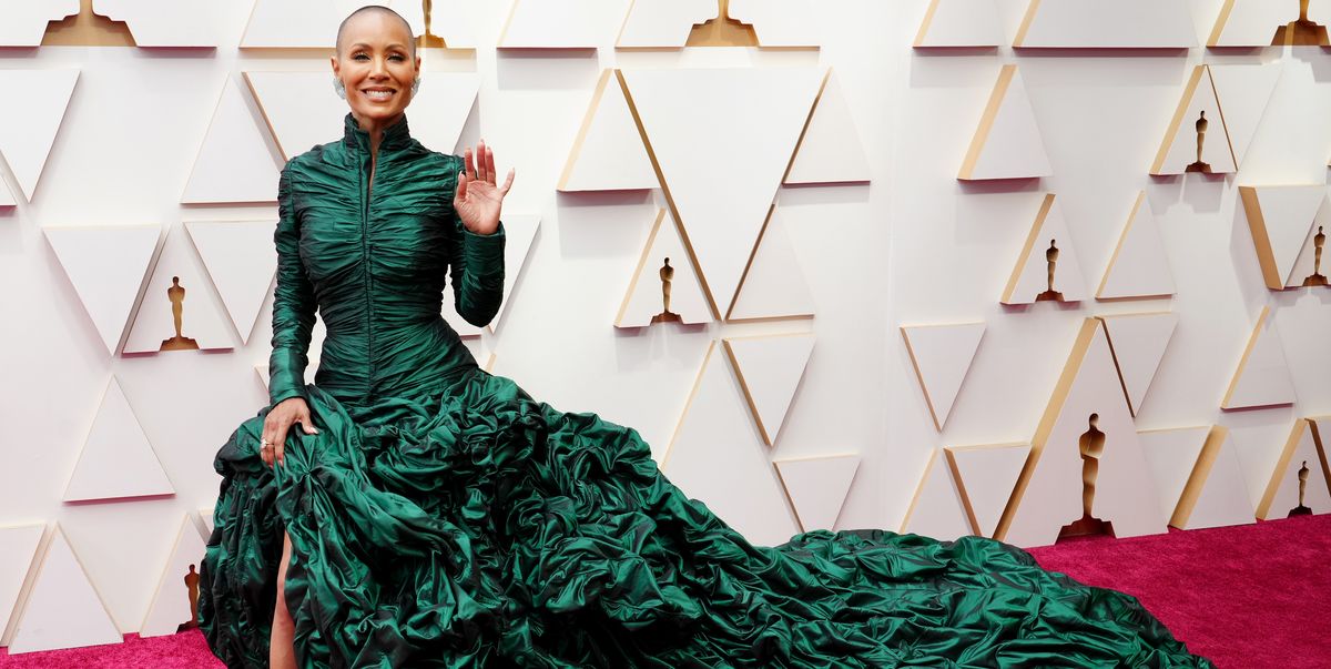 Female Celebs You Didn't Know Had Hair Loss Featured Image